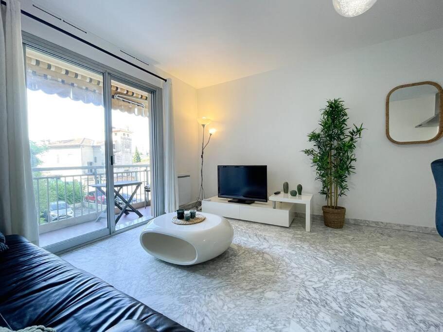 Cosy Deux Pieces Apartment Menton Ngoại thất bức ảnh