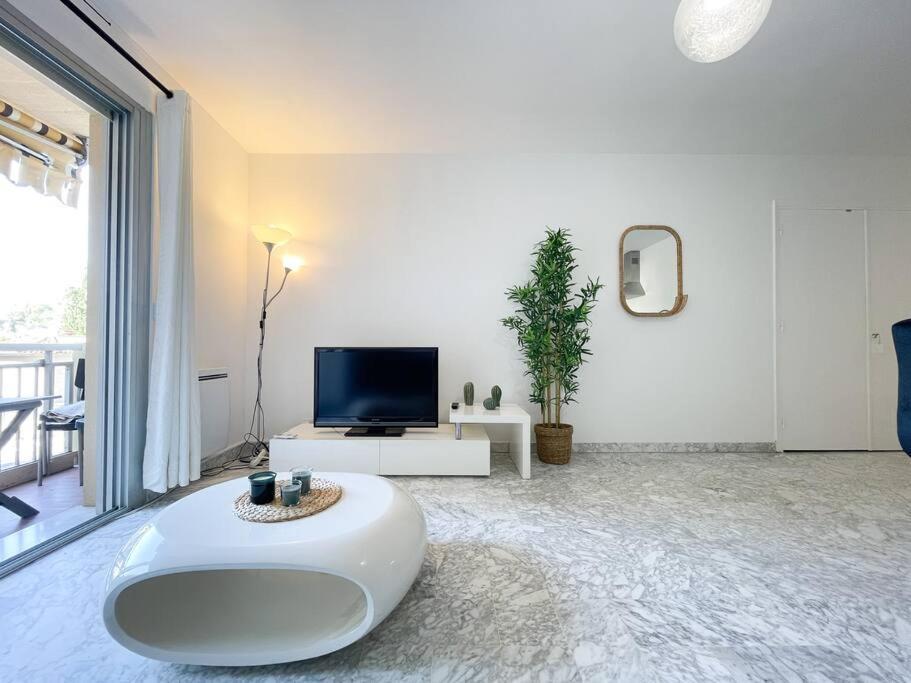 Cosy Deux Pieces Apartment Menton Ngoại thất bức ảnh